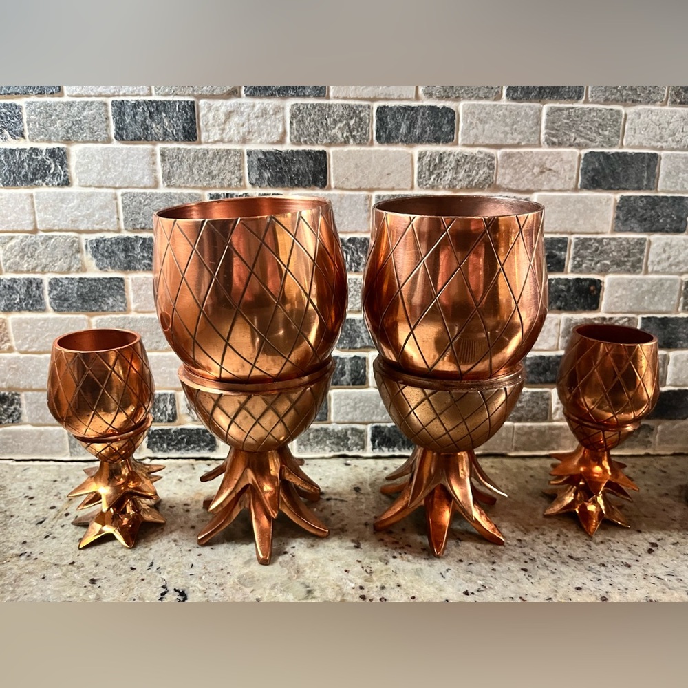 PINEAPPLE Cups ๐ - Picture 3 of 6
